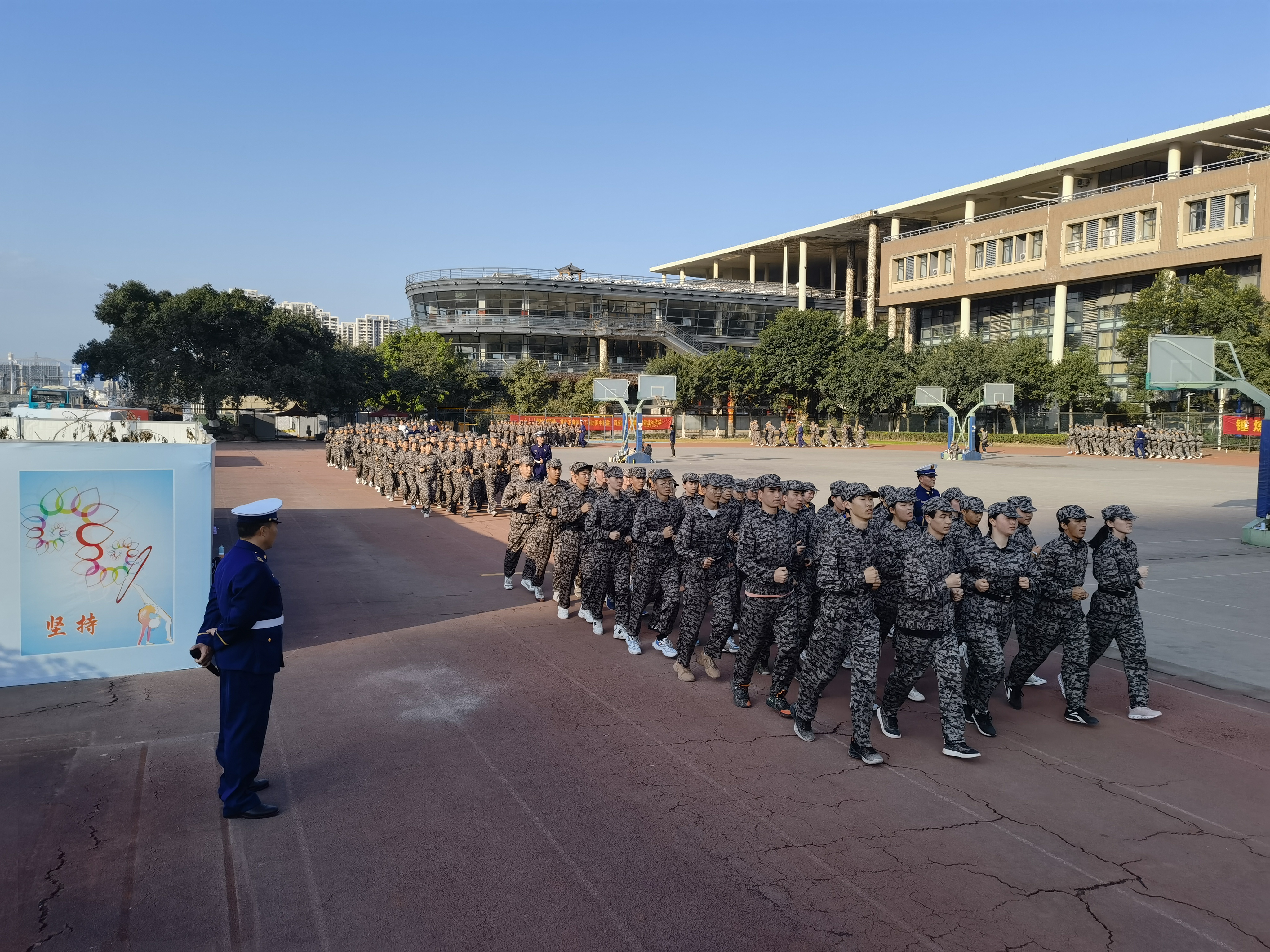 “学军之风采，修身以匡国”——温州中学新疆部2020学年军训闭幕式